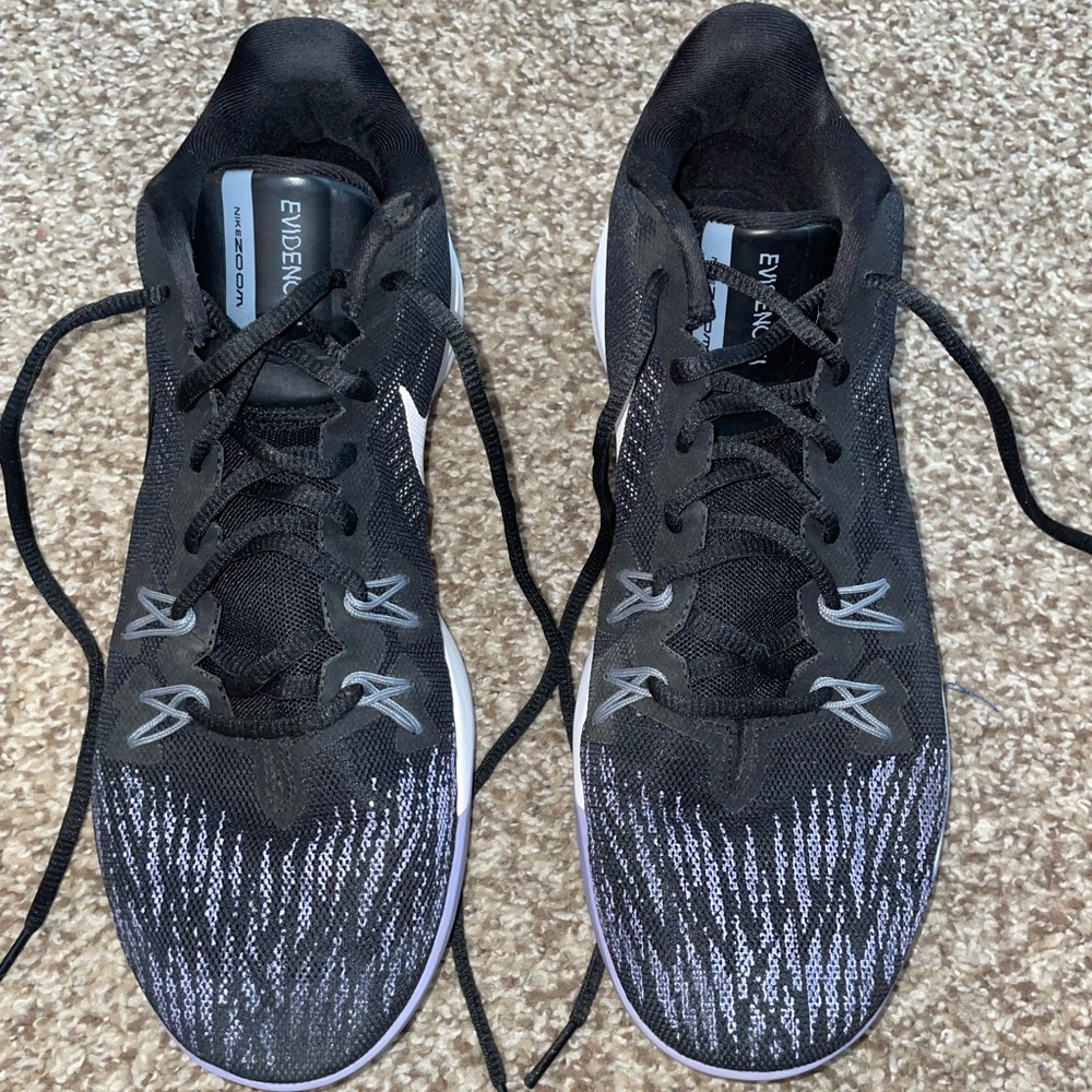 Nike Black and Purple Evidence II Zoom Basketball Shoes